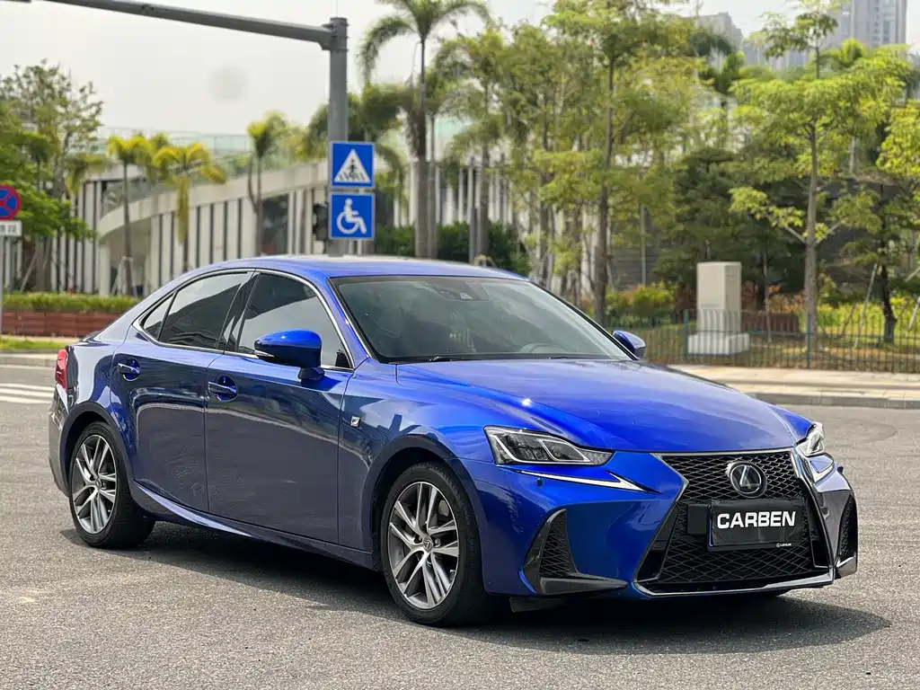 Lexus IS — миниатюра 3