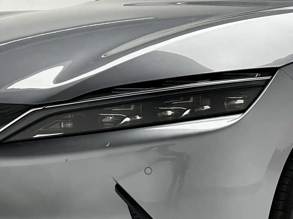 BYD Han — миниатюра 16