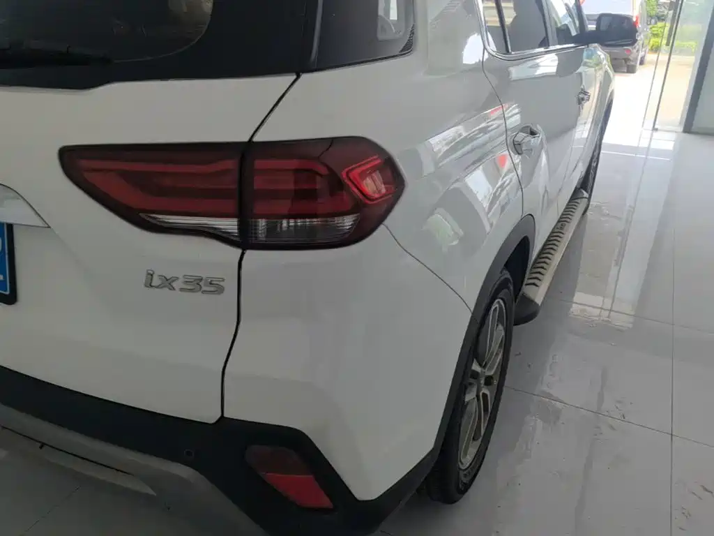Hyundai ix35 — миниатюра 8