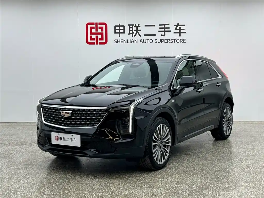 Cadillac XT4 2025