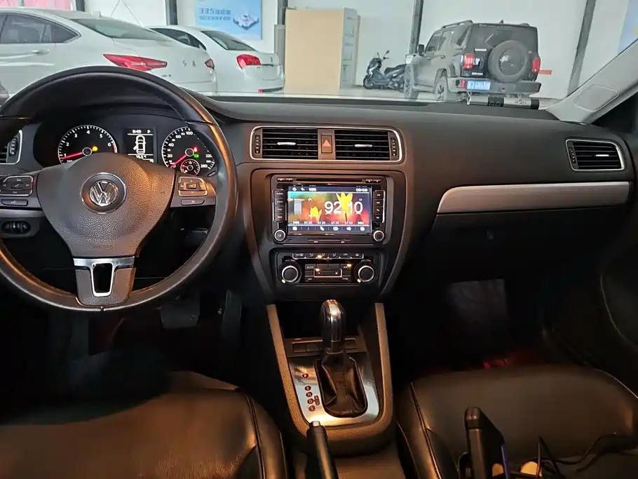 Volkswagen Sagitar — миниатюра 12