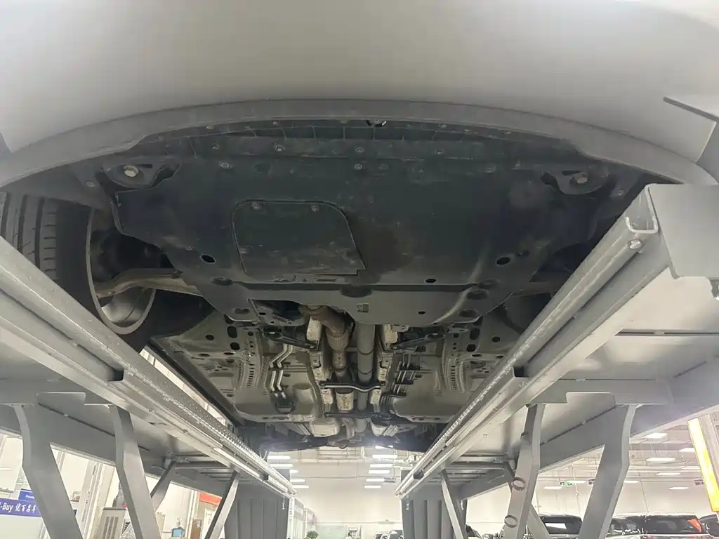 Buick Envision Plus — миниатюра 27