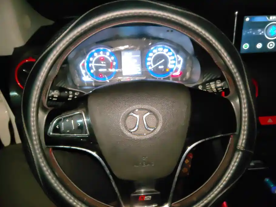BAIC Senova X25 1.5L Manual Elite Type, фото 15