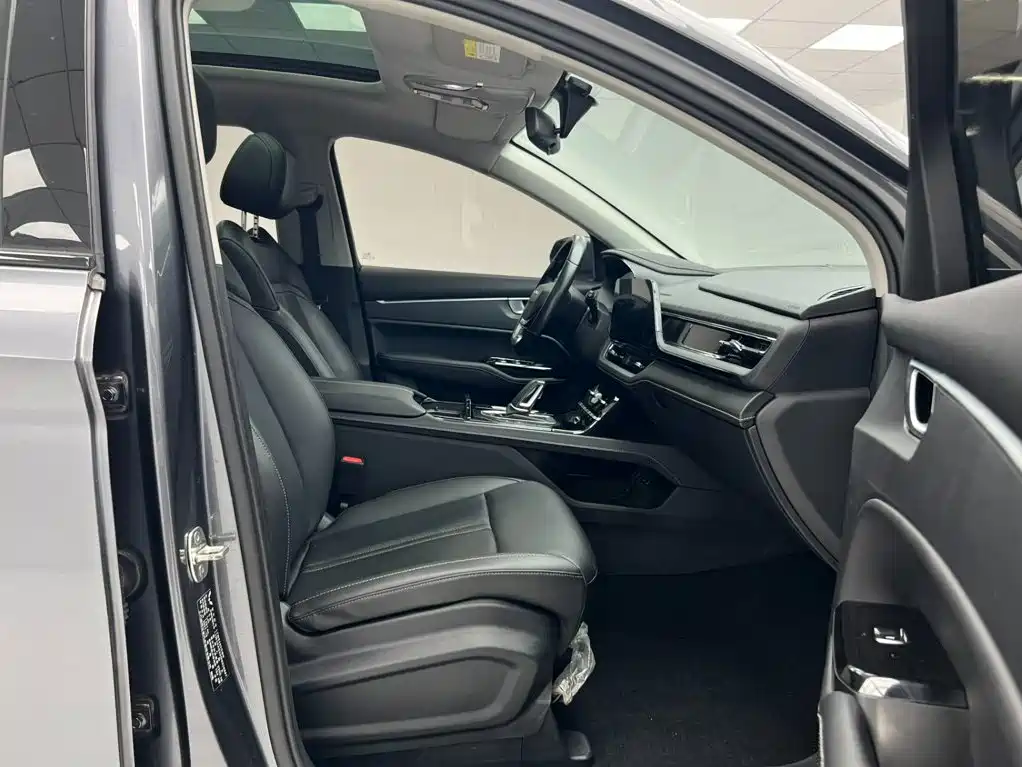 Wuling Victory — миниатюра 13