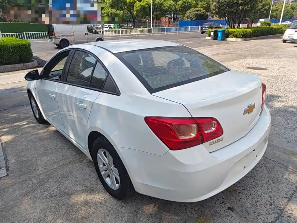 Chevrolet Cruze — миниатюра 5