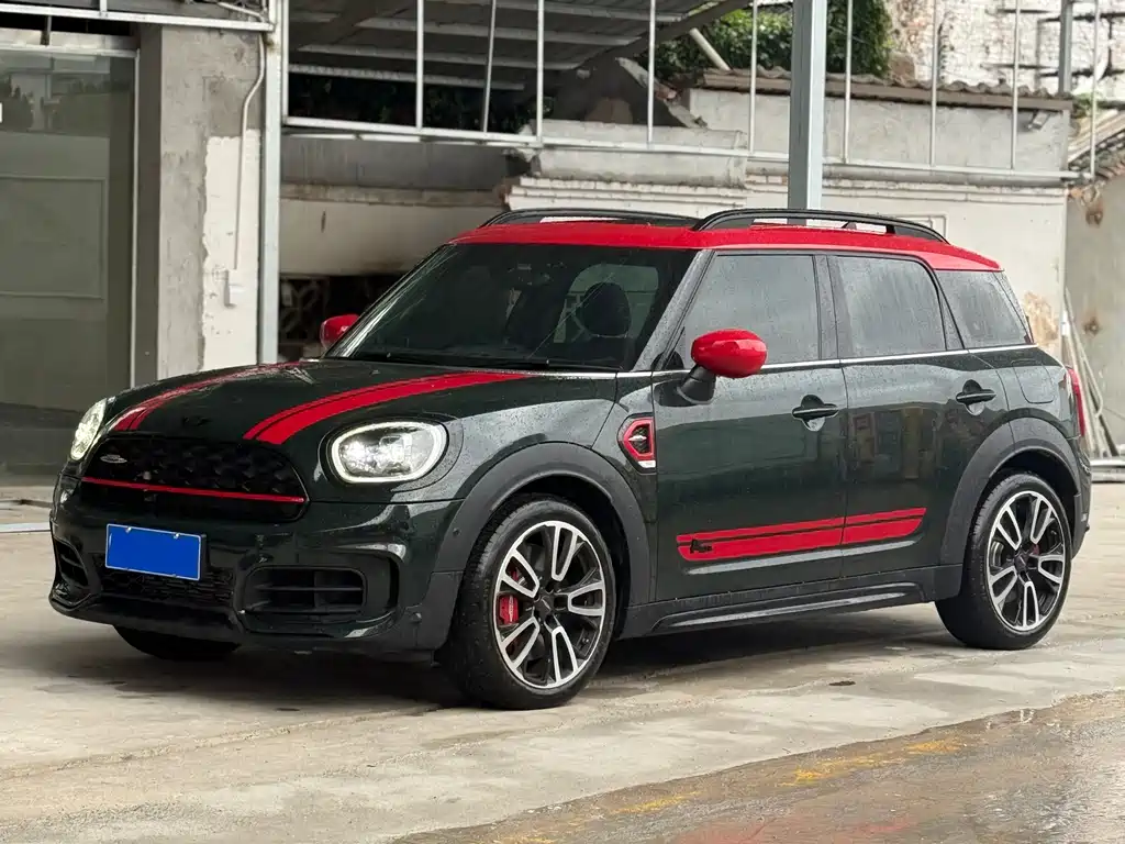 Mini JCW COUNTRYMAN