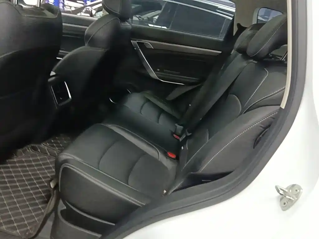 Geely Boyue — миниатюра 17
