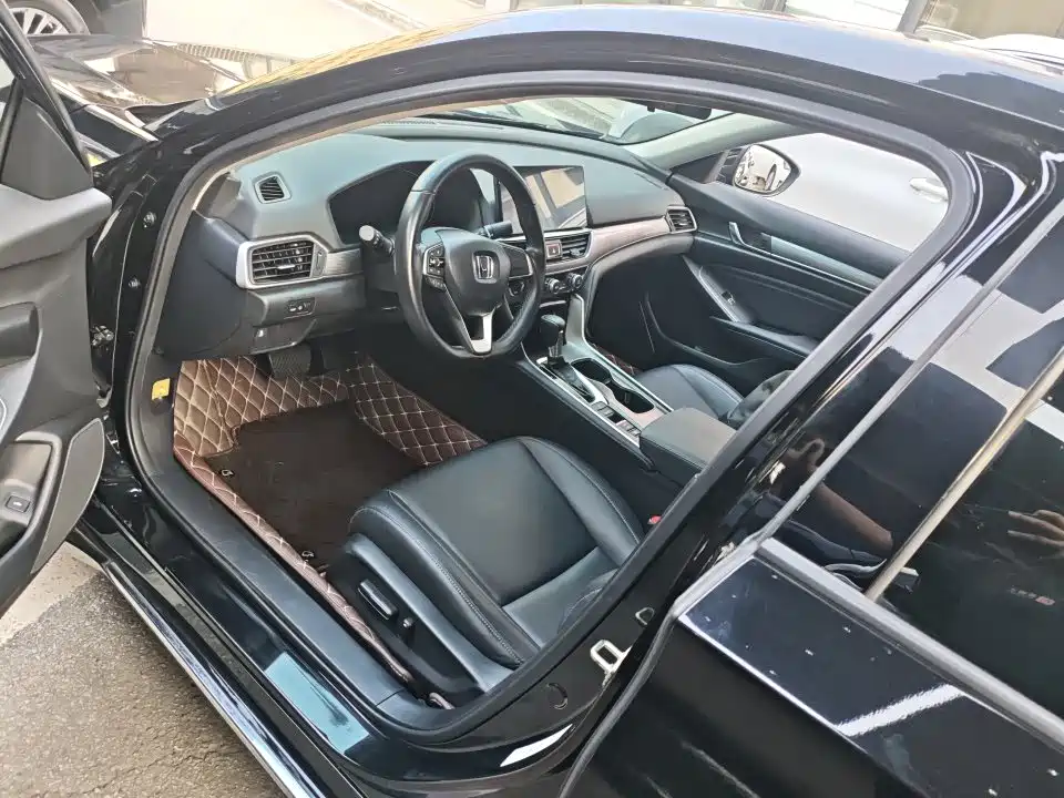 Honda Accord — миниатюра 4