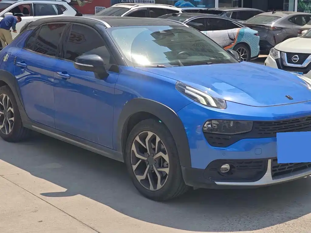 Lynk & Co 02 — миниатюра 3