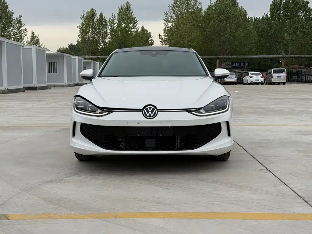 Volkswagen Lamando — миниатюра 2
