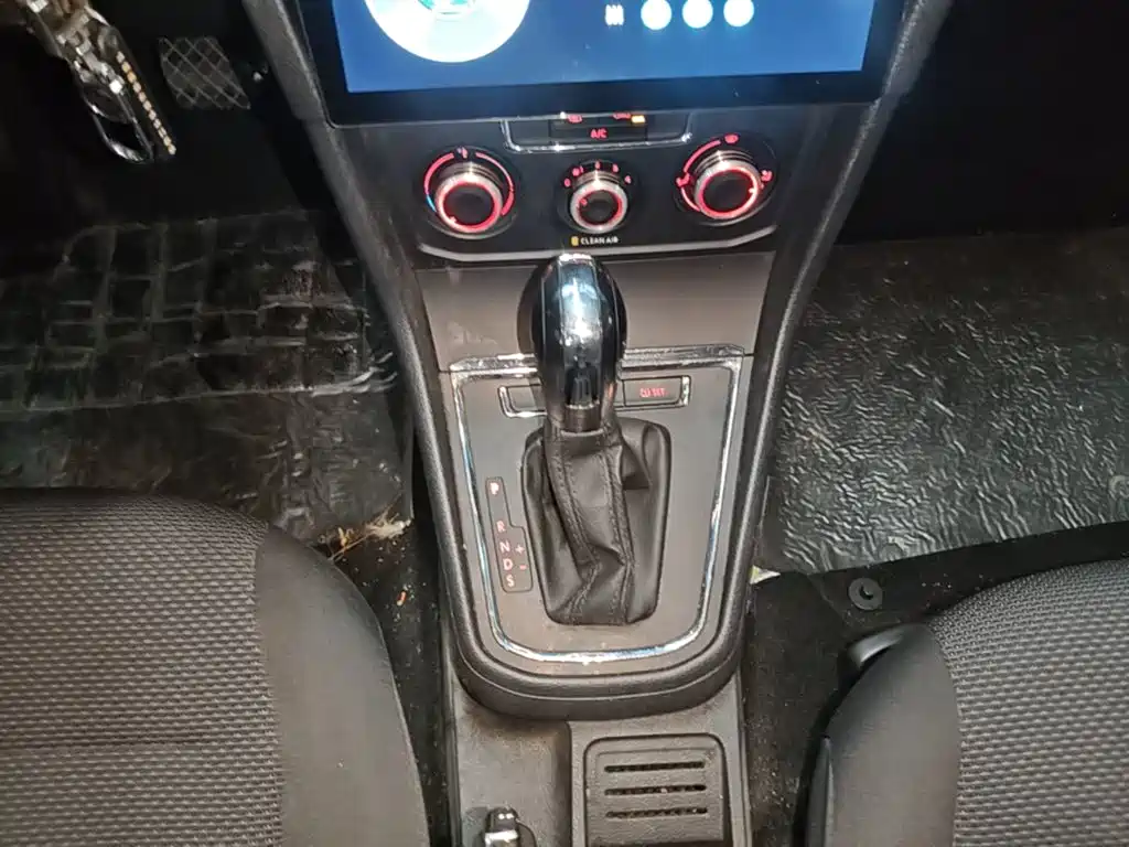 Volkswagen Bora — миниатюра 14