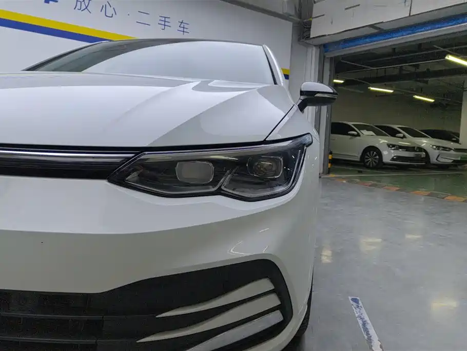 Volkswagen Golf 2024 280TSI DSG Pro