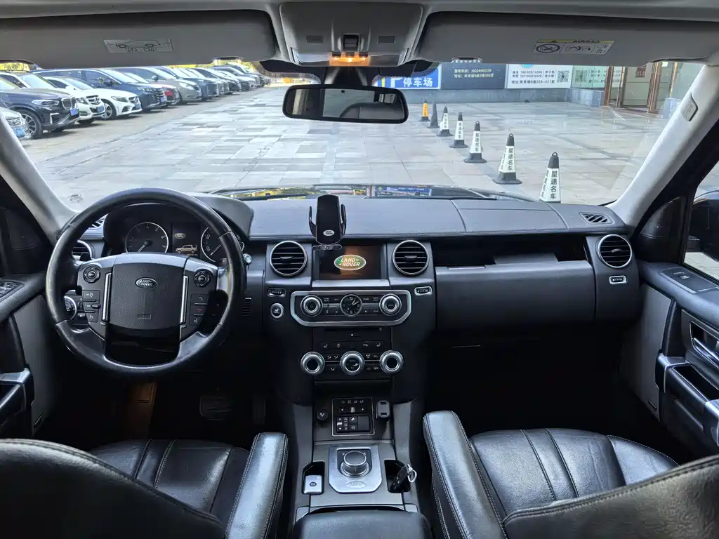 Land Rover Discovery 2016 3.0 SC V6 HSE