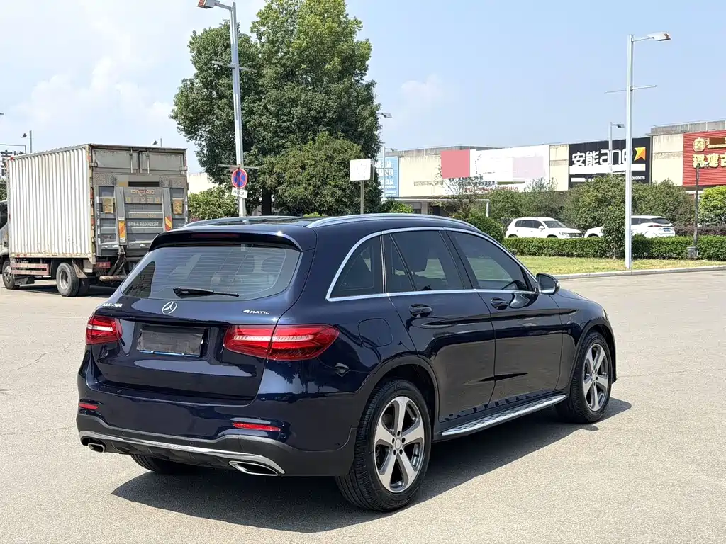 Mercedes-Benz GLC — миниатюра 9