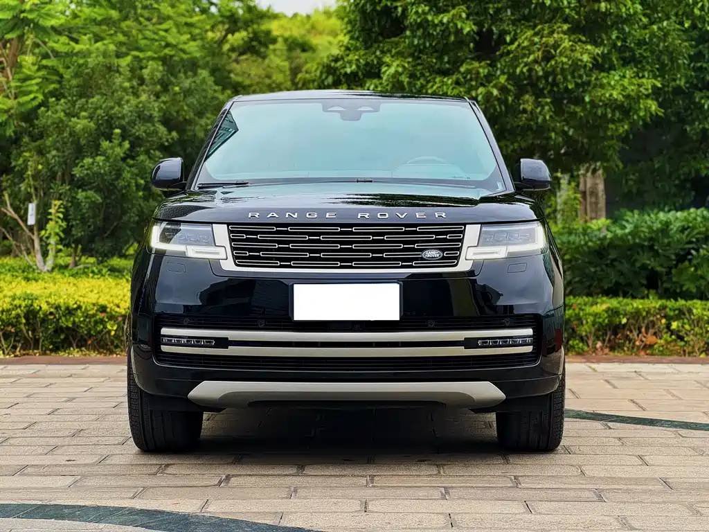 Land Rover Range Rover 2023 3.0 L6 400PS мест Long Wheelbase