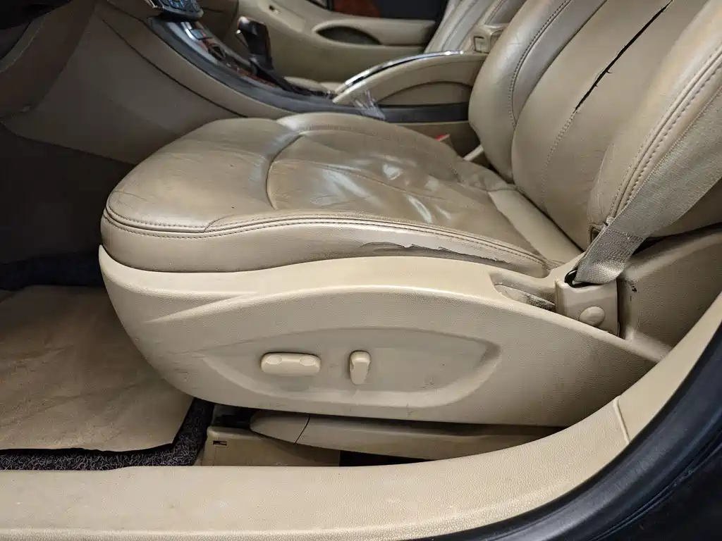 Buick LaCrosse 2012 2.4L SIDI