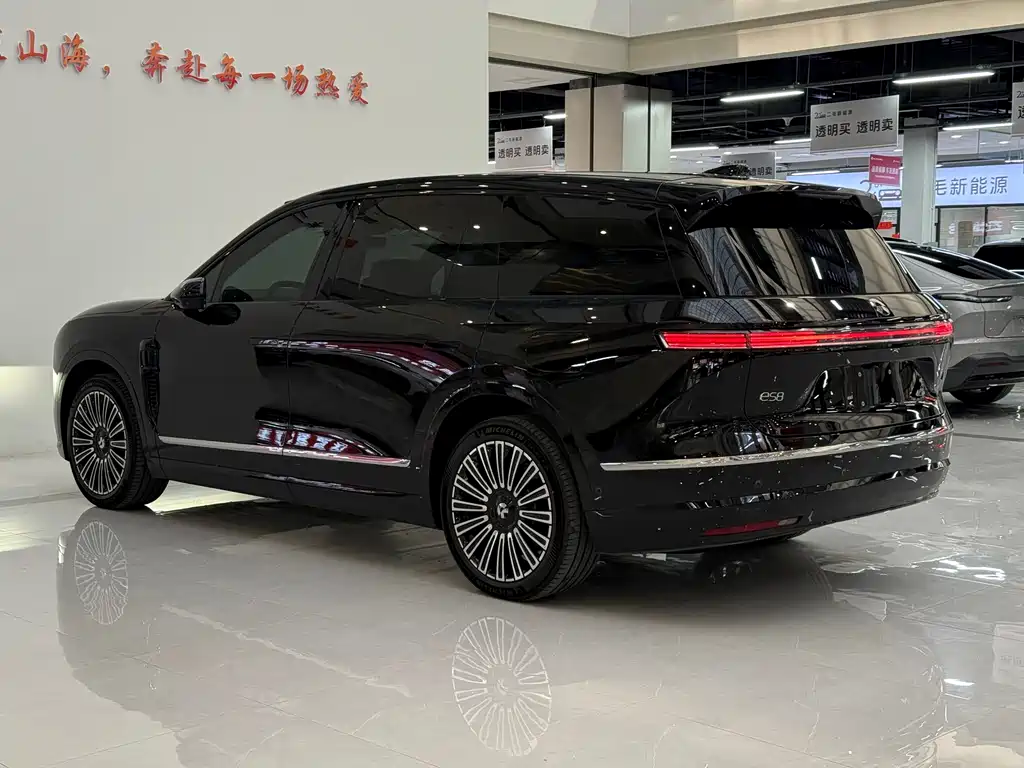NIO ES8 2026 мест Executive Luxury