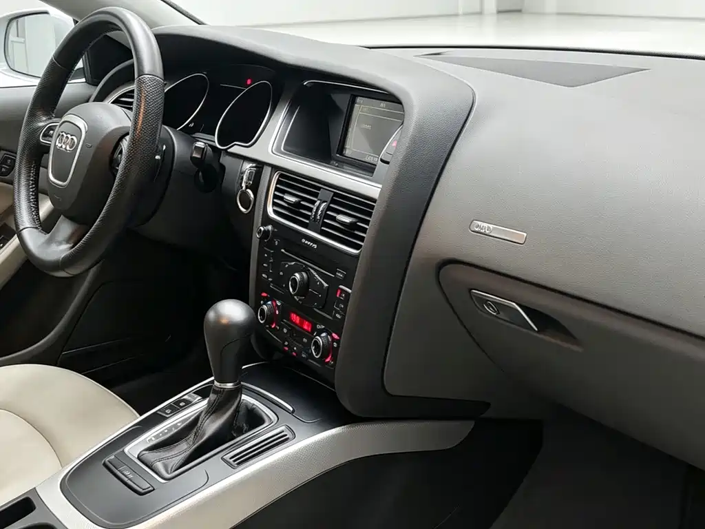 Audi A5 (Import) — миниатюра 11
