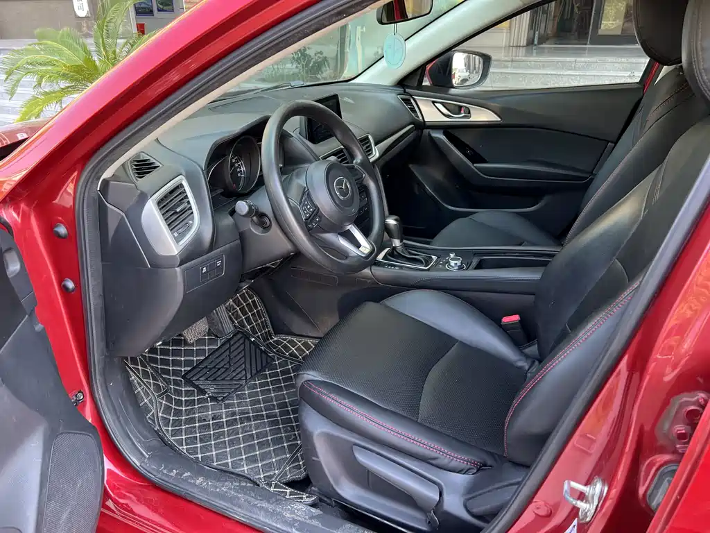 Mazda 3 Axela — миниатюра 7