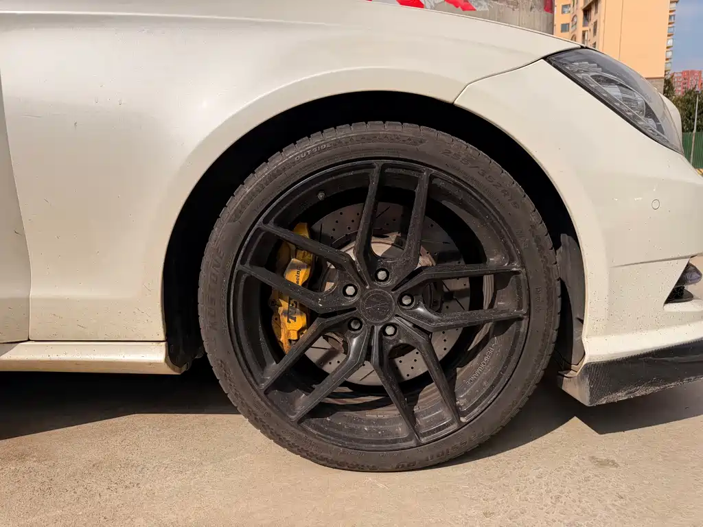 Mercedes-Benz CLS — миниатюра 9