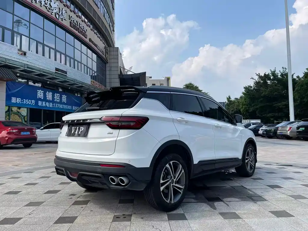Geely Binyue — миниатюра 7