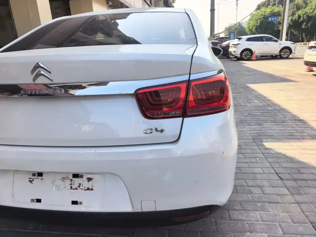 Citroen C4 — миниатюра 8