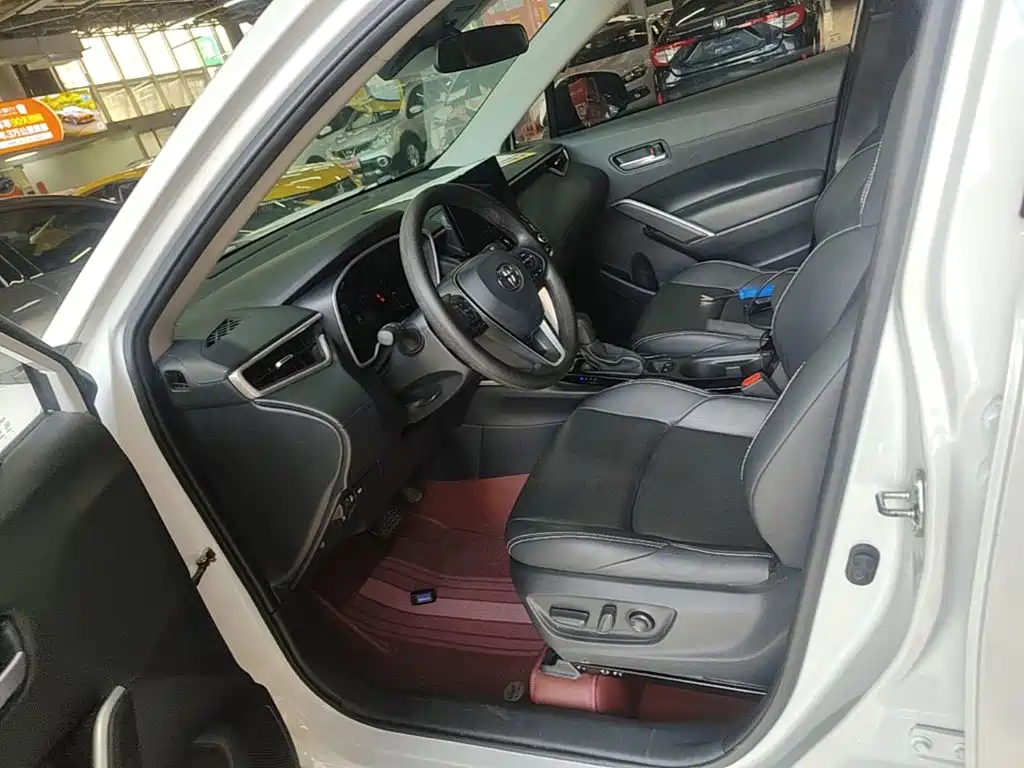 Toyota Frontlander — миниатюра 15