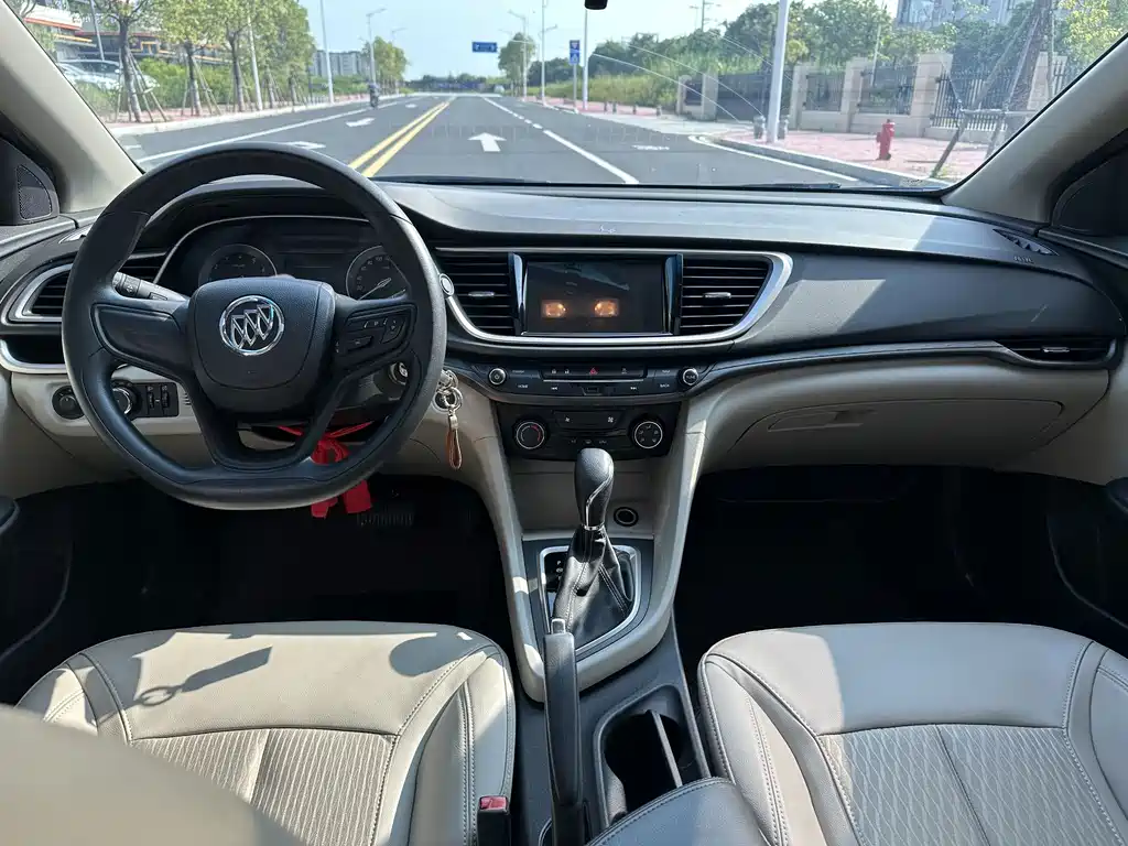 Buick Excelle — миниатюра 6