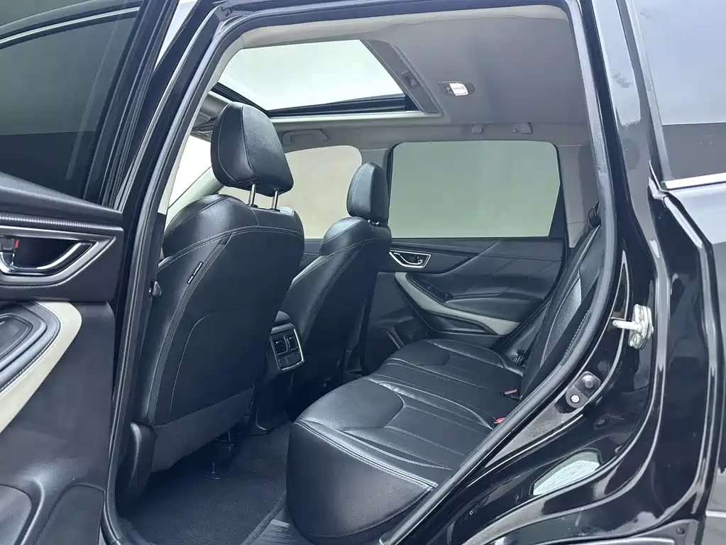 Subaru Forester 2022 2.0i AWD Luxury EyeSight