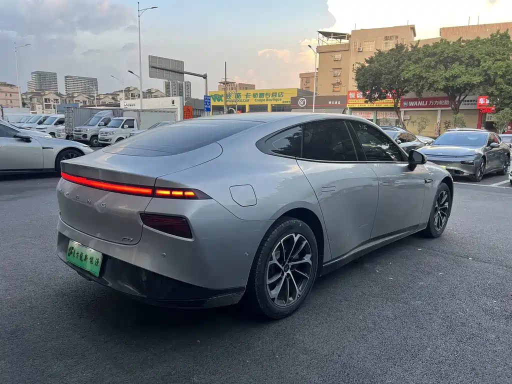 XPeng P7 — миниатюра 8