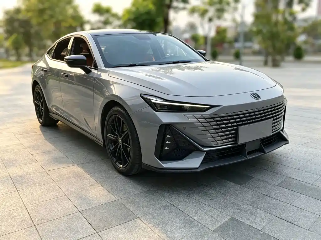 Changan UNI-V — миниатюра 3