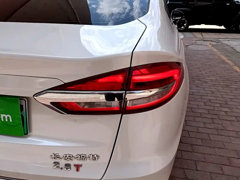 Ford Mondeo New Energy — миниатюра 8
