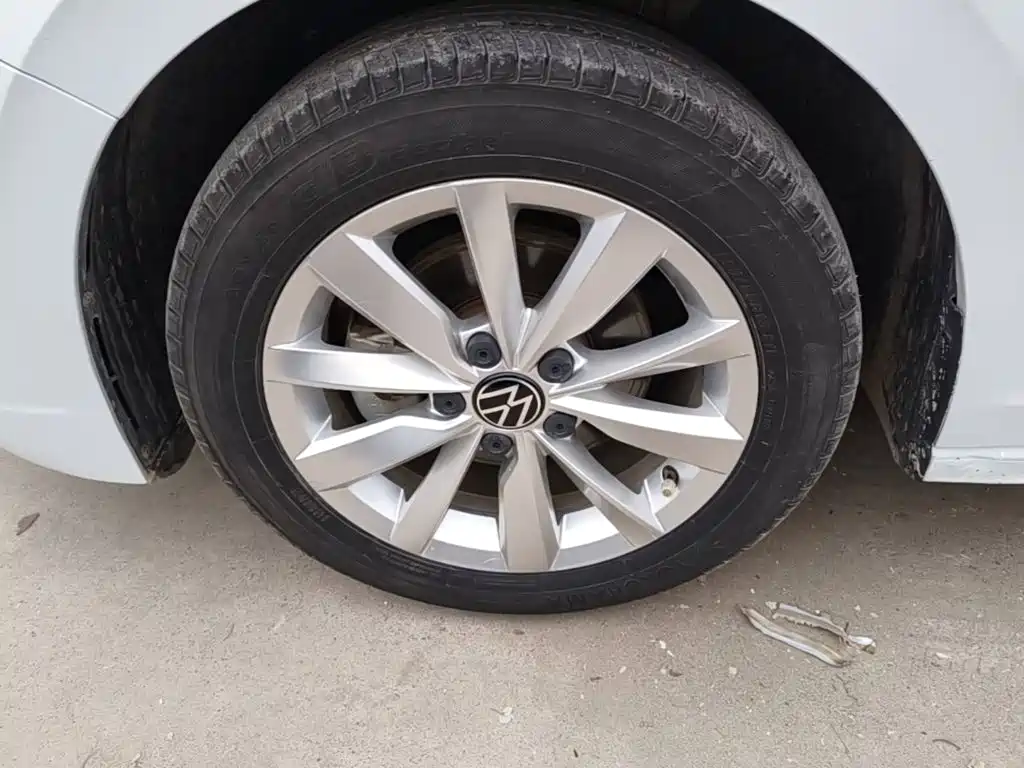 Volkswagen Bora — миниатюра 23