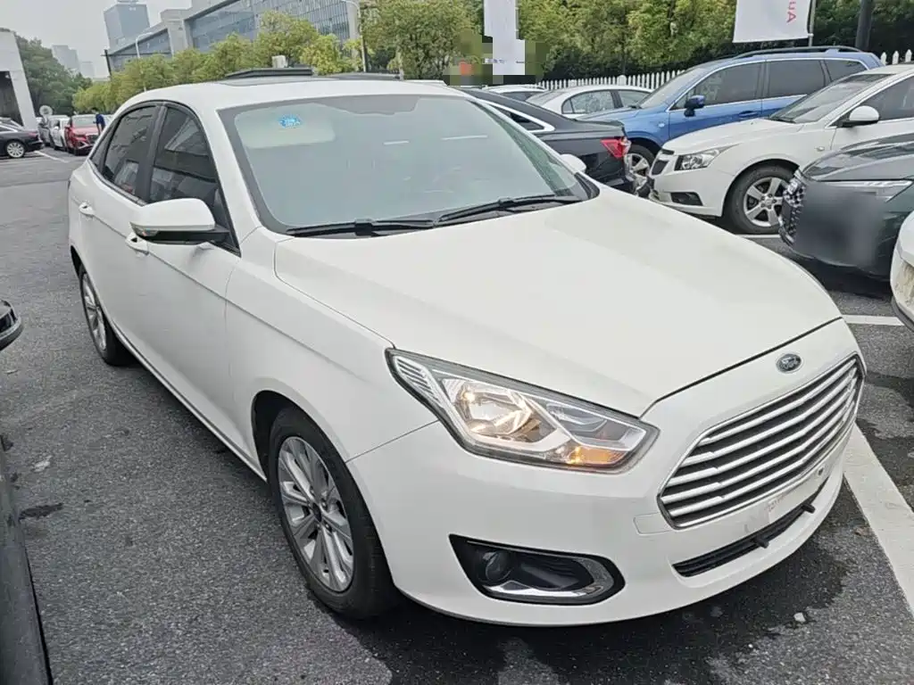 Ford Escort — миниатюра 4
