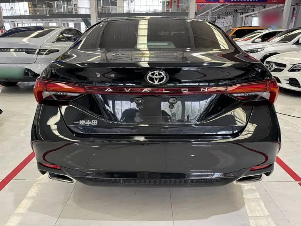 Toyota Avalon — миниатюра 6
