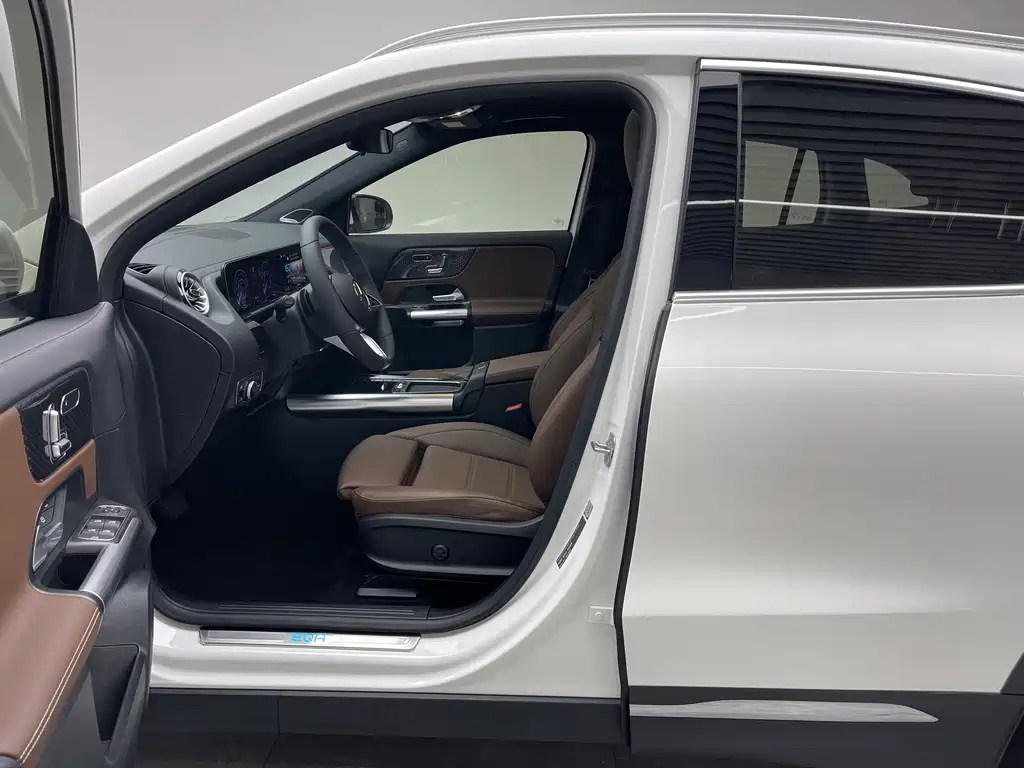 Mercedes-Benz EQA — миниатюра 16
