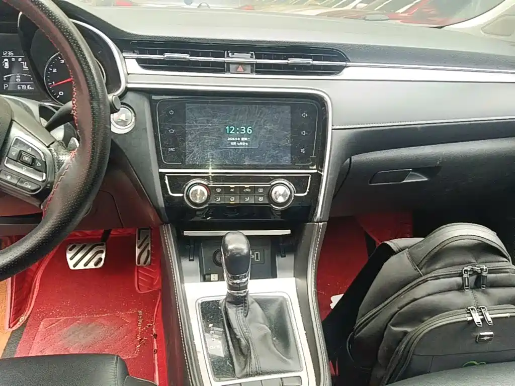 MG MG6 — миниатюра 13