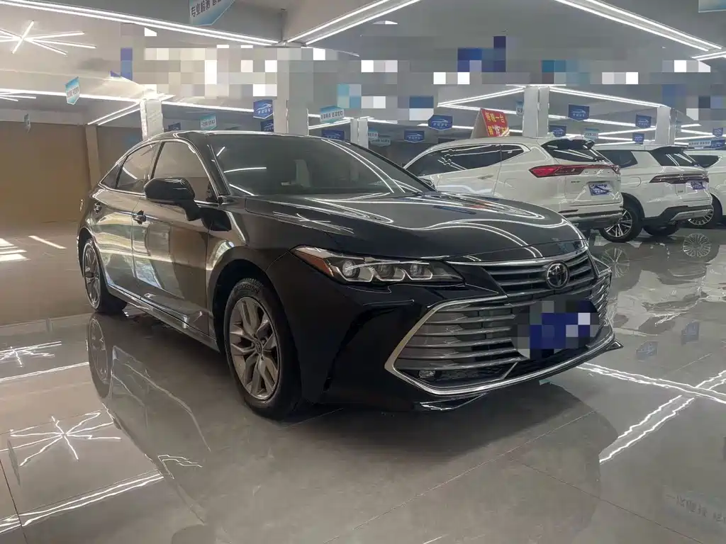 Toyota Avalon — миниатюра 2