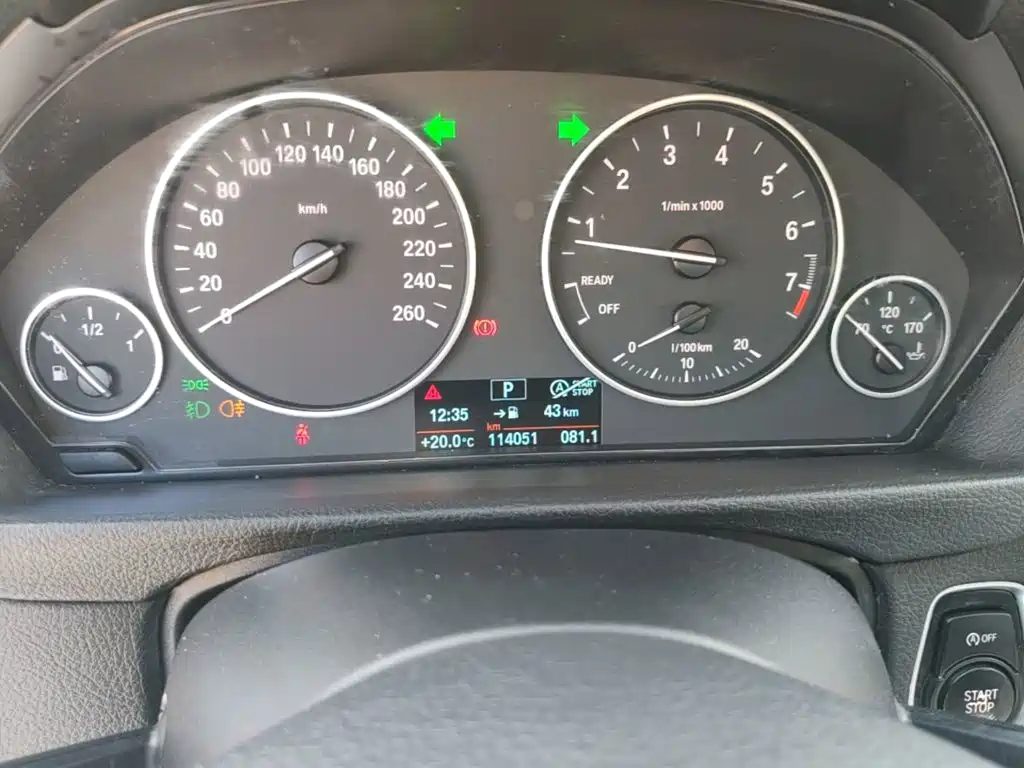 BMW 3 Series — миниатюра 12