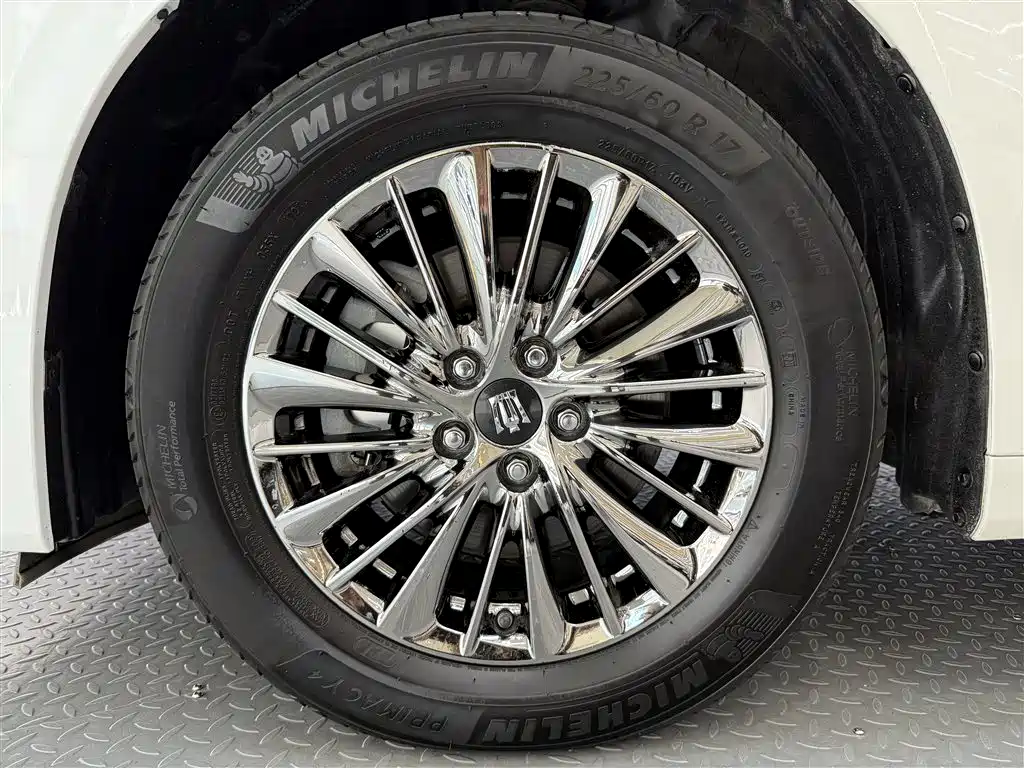 Toyota Vellfire 2020 2.5L HV Luxury