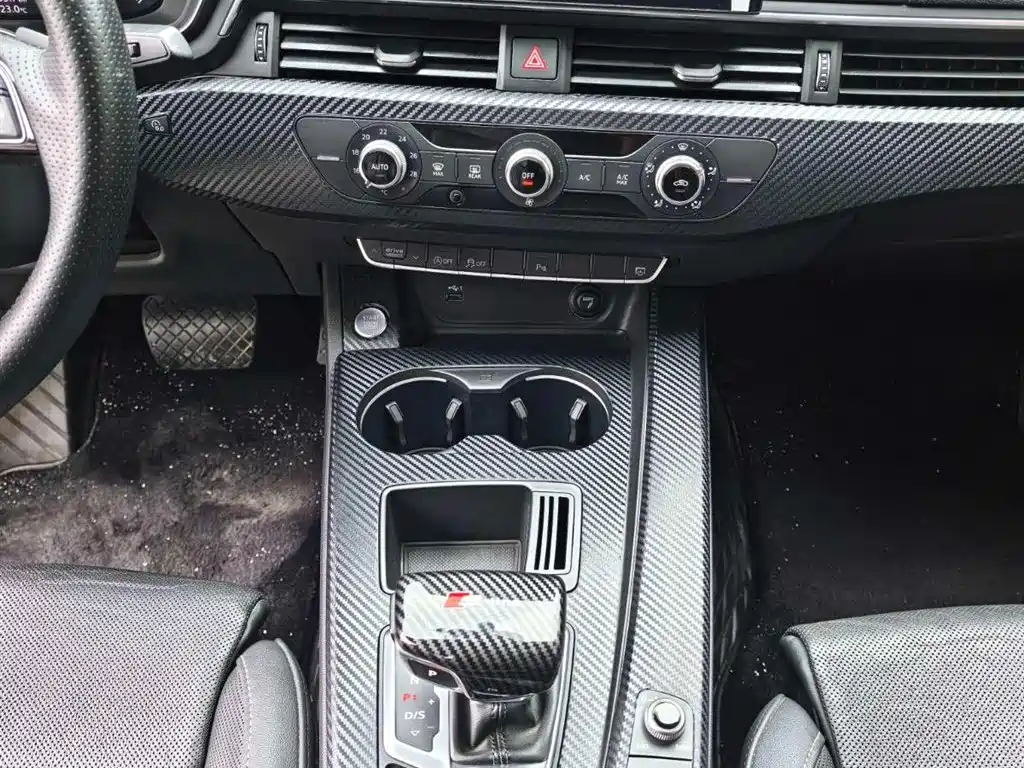 Audi A4L 2020 40 TFSI Fashion