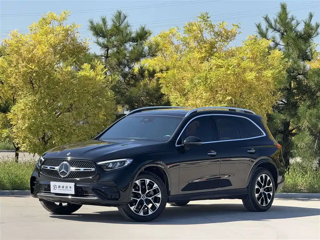 奔驰GLC 2024款 GLC 260 L 4MATIC 豪华型 5座 2024