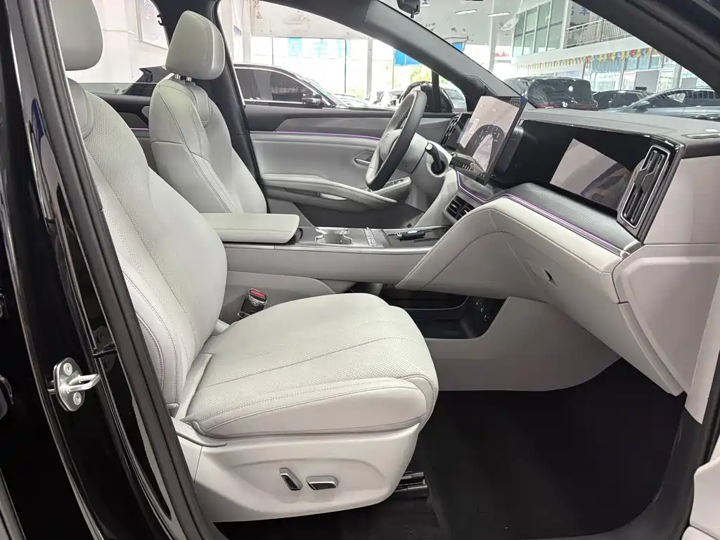 BYD Song Ultra — миниатюра 9