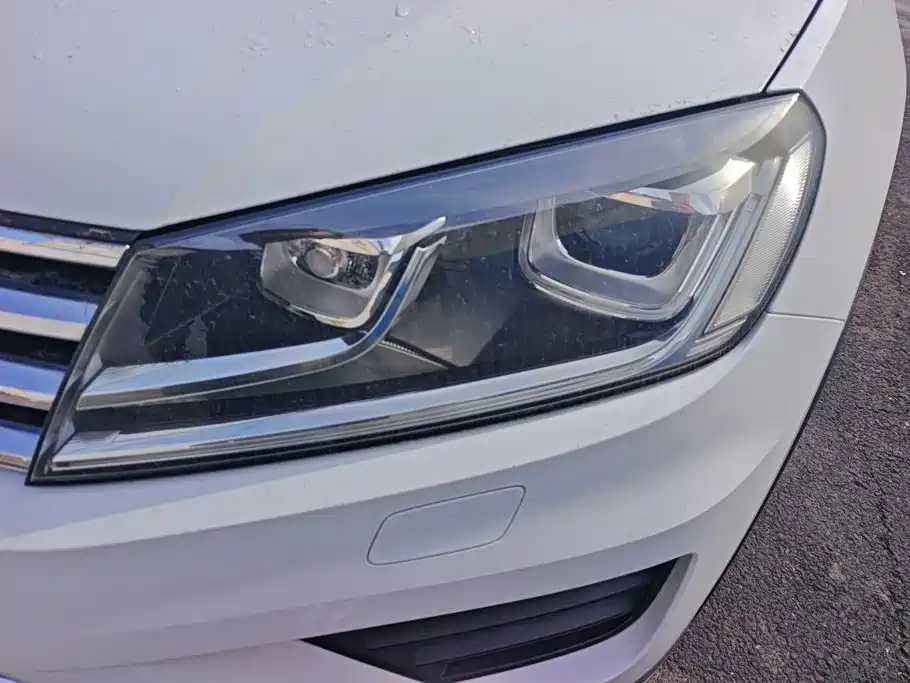 Volkswagen Touareg — миниатюра 5