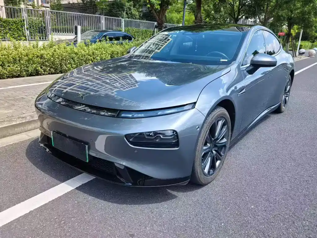 XPeng P7