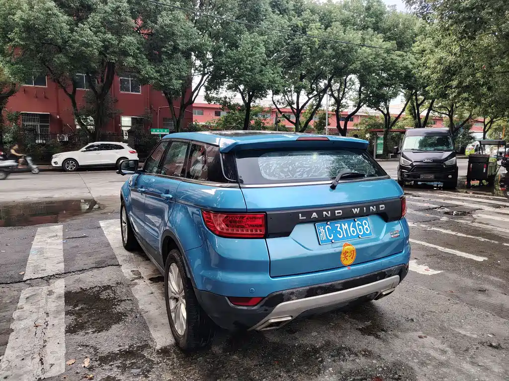 Landwind Landwind X7 — миниатюра 11