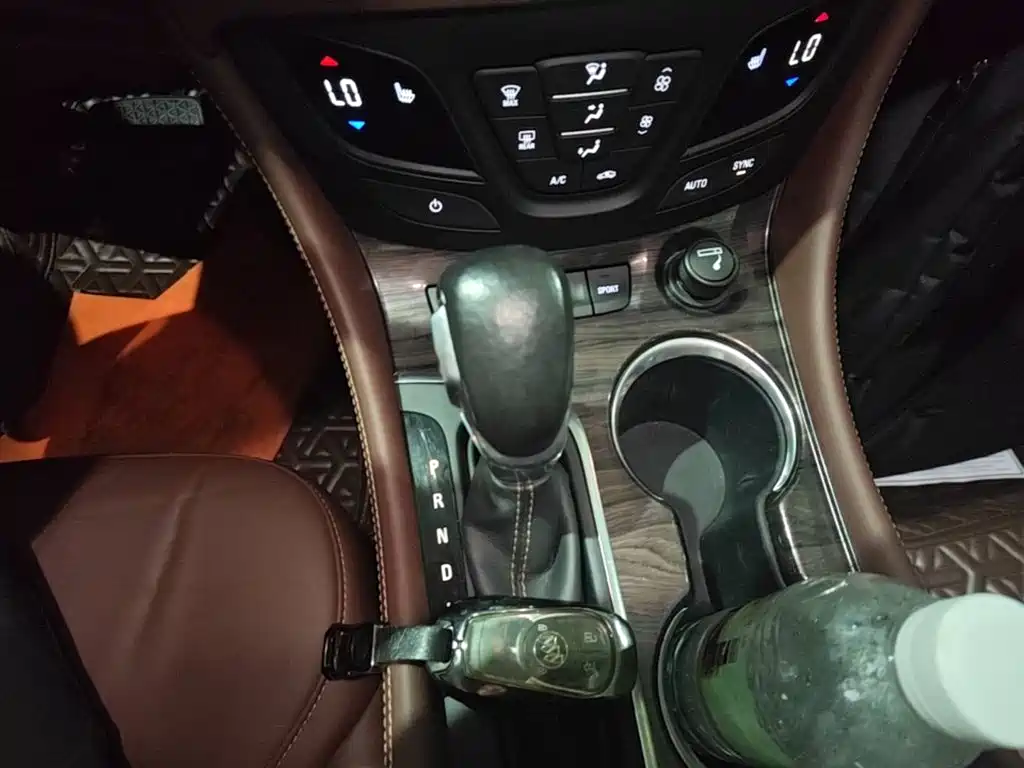 Buick Envision Plus — миниатюра 14
