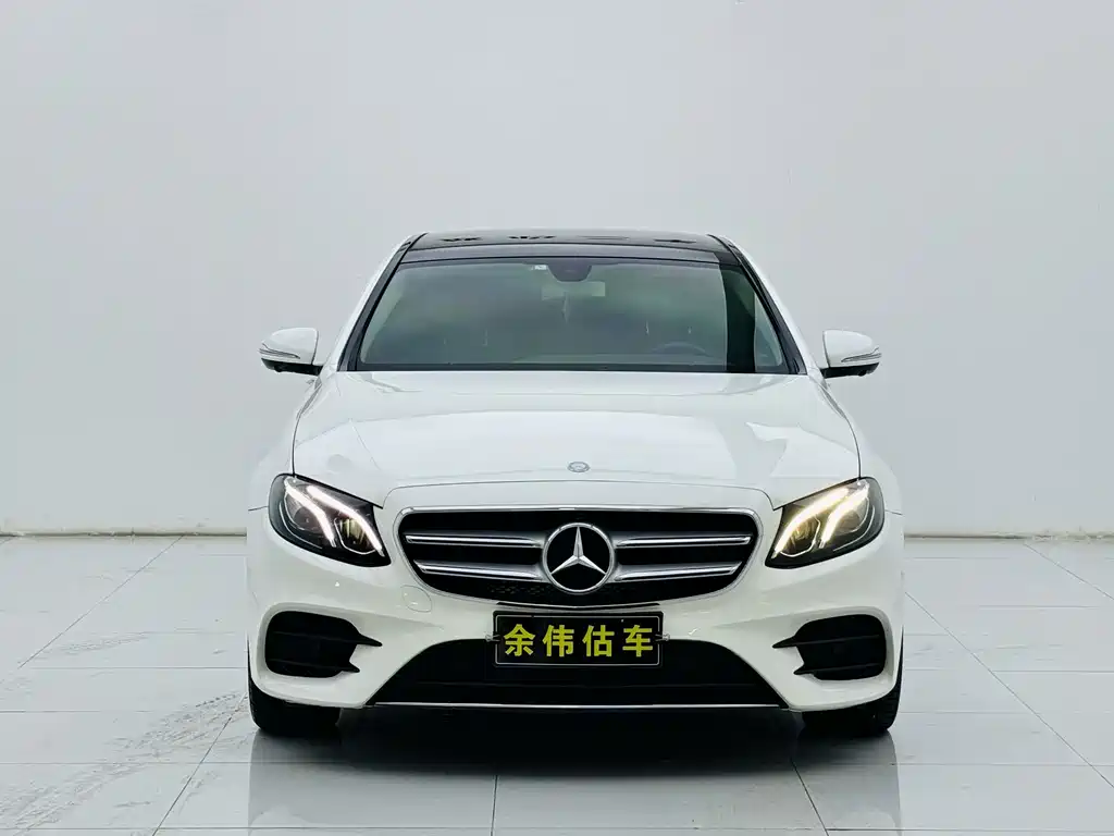 Mercedes-Benz E-Class — миниатюра 2