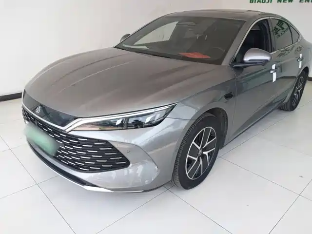 2025 BYD Qin