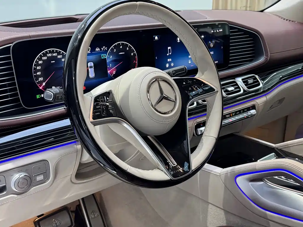 Mercedes-Benz GLS — миниатюра 13